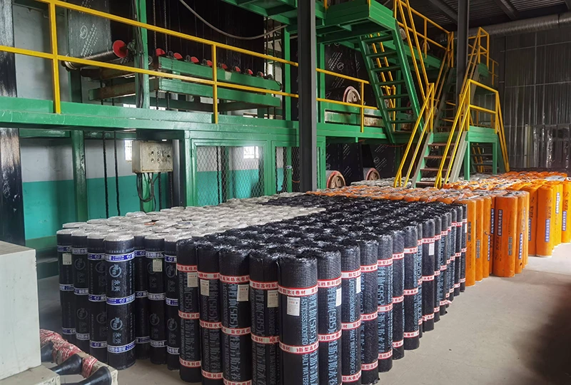 Attrezzatura di produzione di materiale impermeabile in asfalto